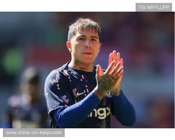 布伦特福德门将多次化险