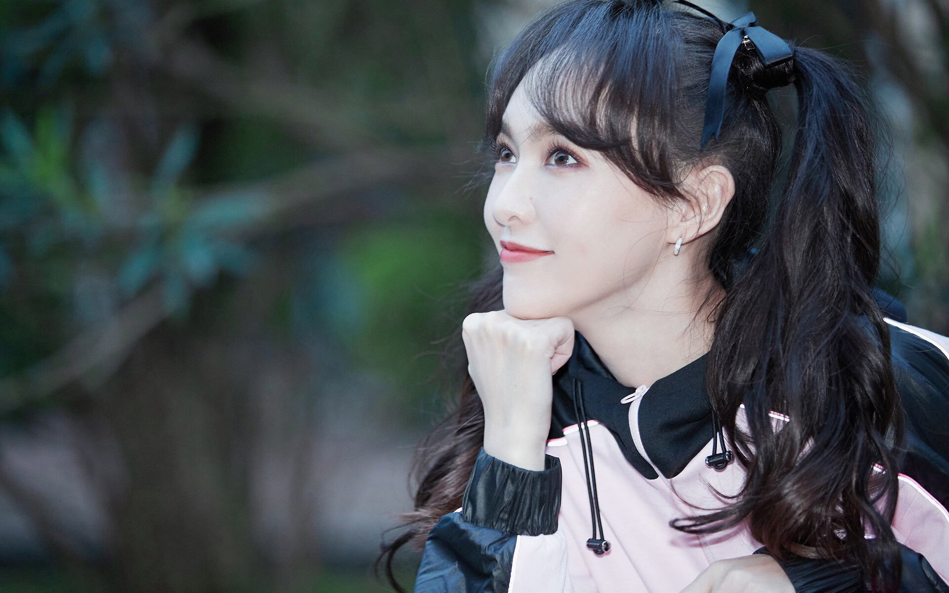 赛事官方宣布全明星阵容两位主力凭实力强势入选，全明星赛队员