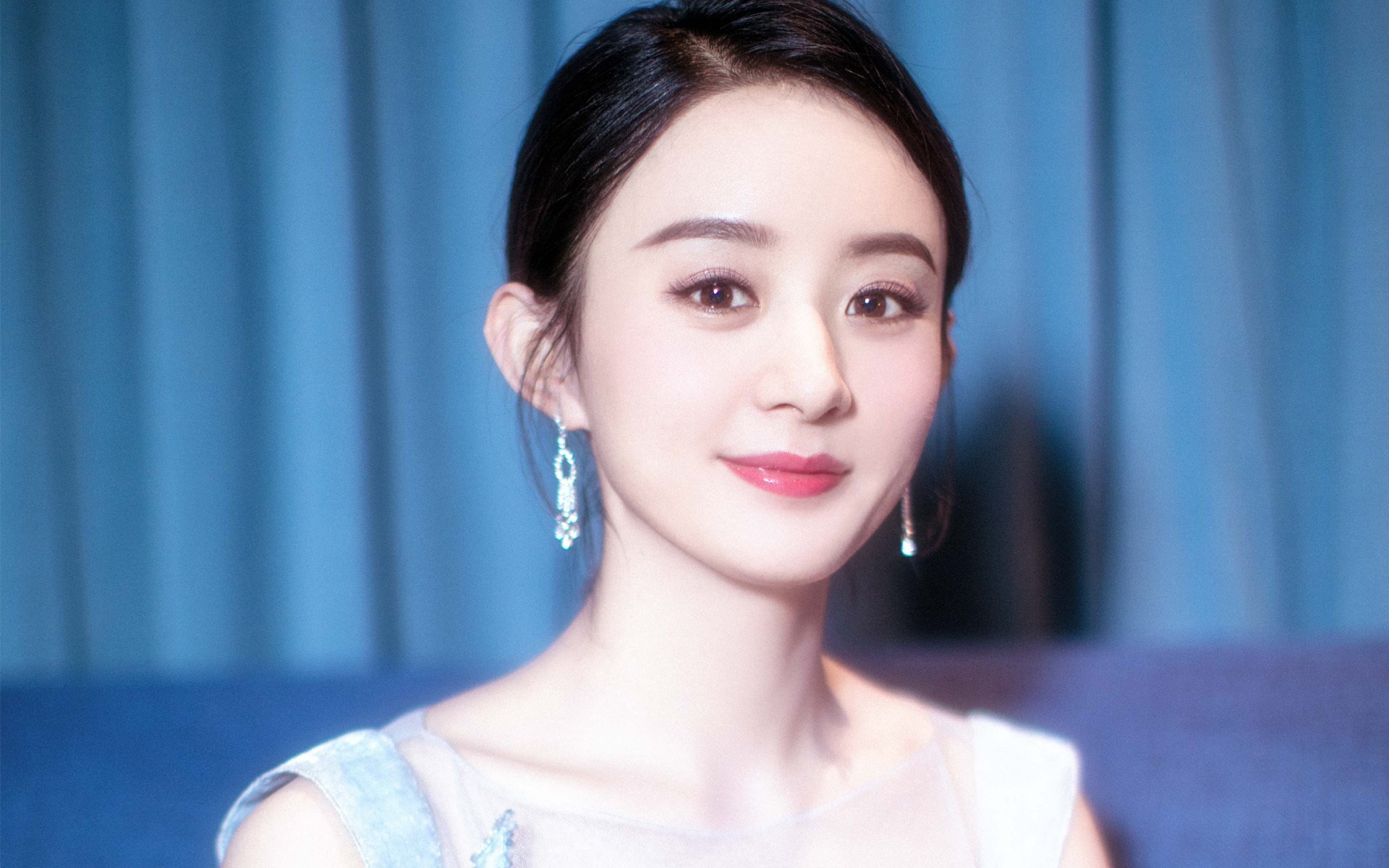 3球1助攻!17岁锋线神童受切尔西拜仁追捧,切尔西追逐拜仁边锋