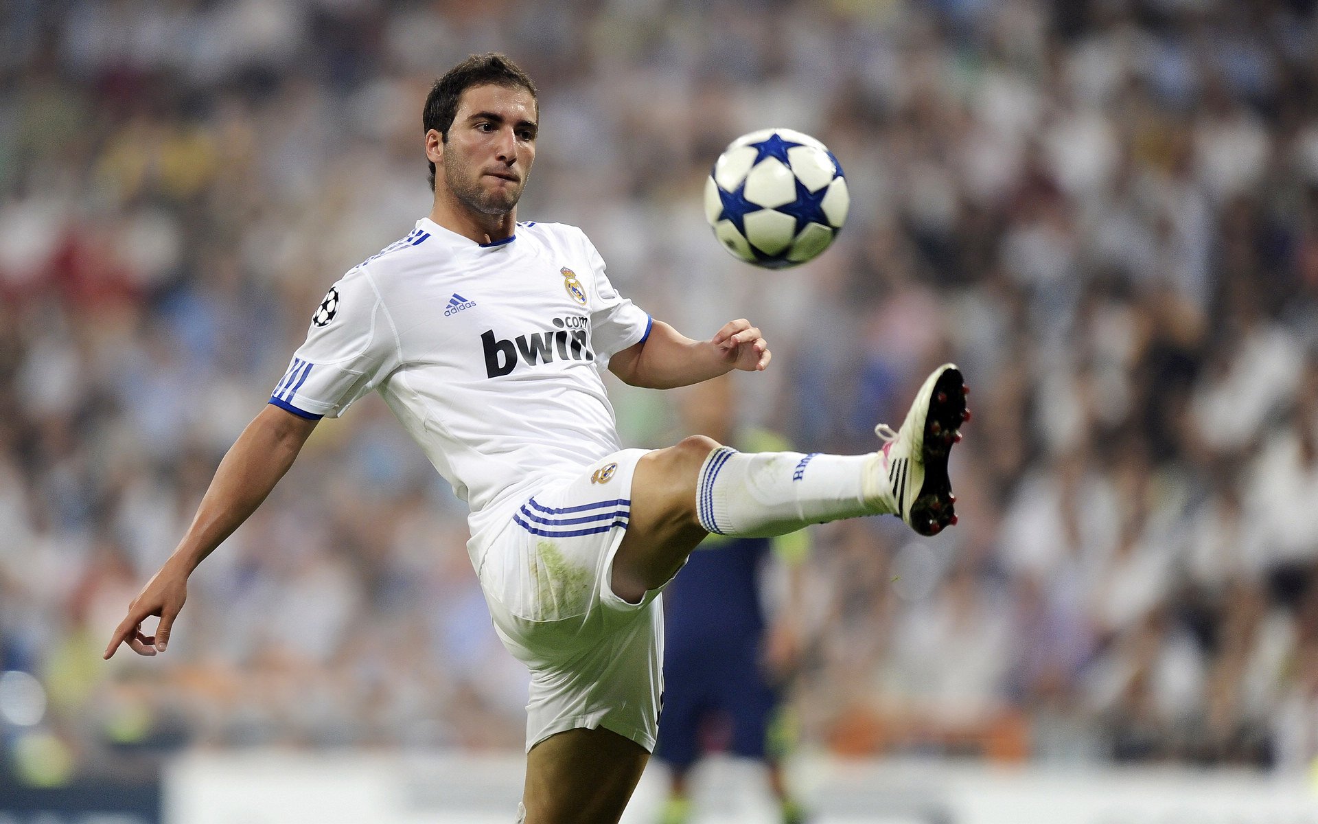 开云体育官网下载-到“巷”收走“切尔西”也有“世一腰”揭秘足球的无尽魅力